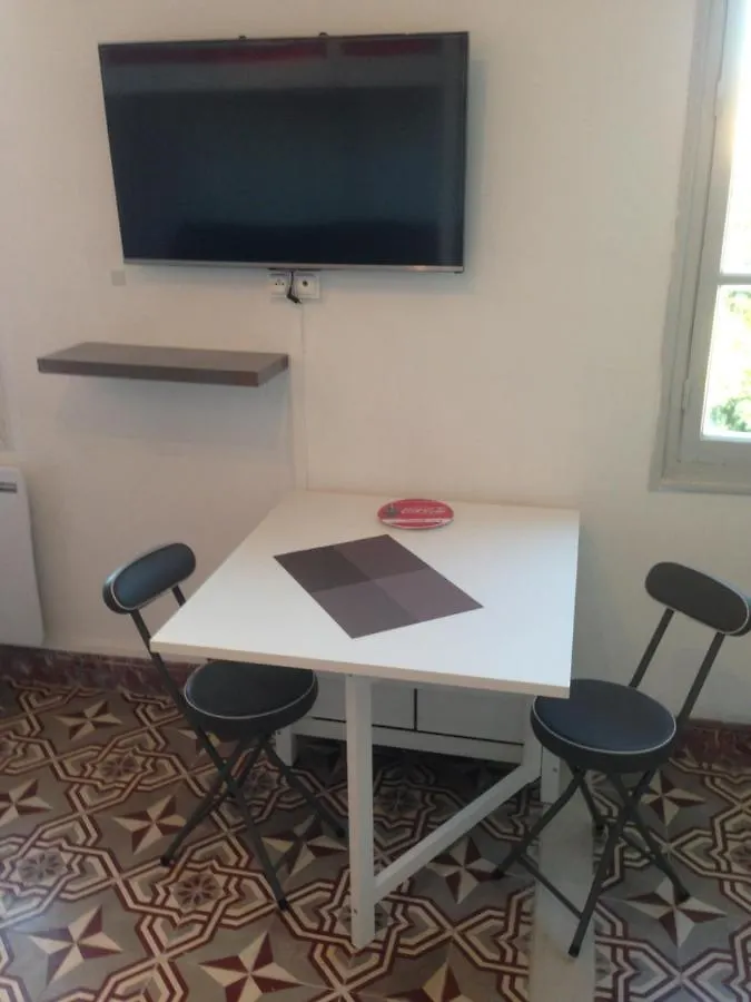Charmant Studio Avignon Intra Muros France