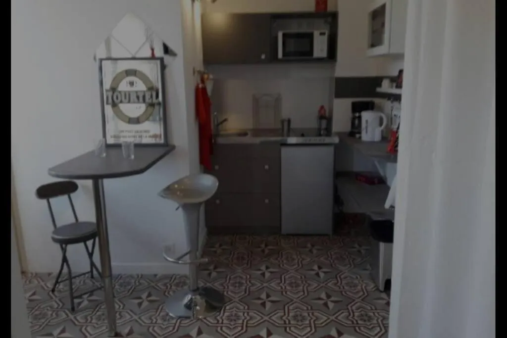 Apartment Charmant Studio Avignon Intra Muros
